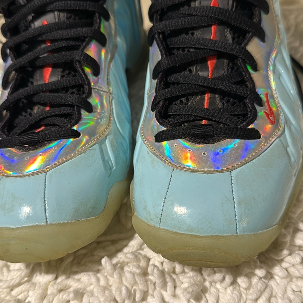 Youth Sz 6.5 Nike (foamposite) teal blue